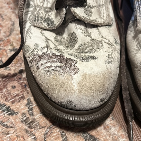 Rare Distressed floral Dr. Martens! - Picture 8 of 11